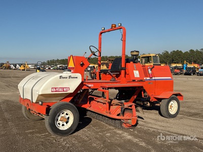 1995 Broce RJ300 Balai automoteur