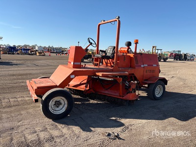 1998 Broce RJ300 Spazzatrice semovente