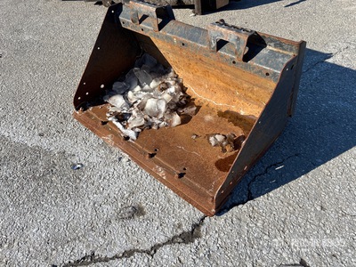 2022 Toro 22340 36 in General Purpose Godet pour Skid Steer