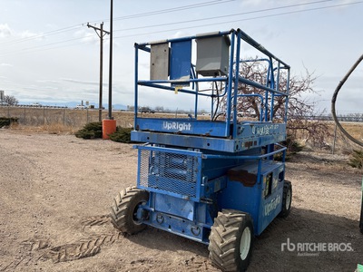 2000 UpRight 26N 4x4 Diesel Scissor Lift