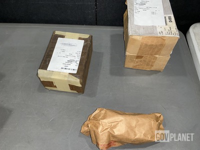 (27) Spaires 45407 Sleeve Bushings