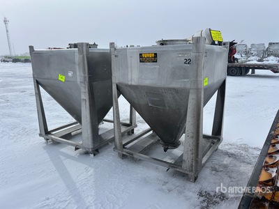 Quantity of (2) Tank Divers - Magasin, entrepôt, consommateur