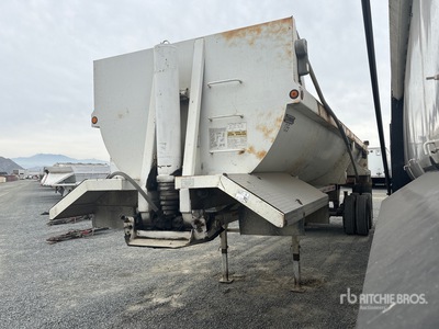 2003 Clement Rockstar 32 ft T/A Rimorchio ribaltabile posteriore