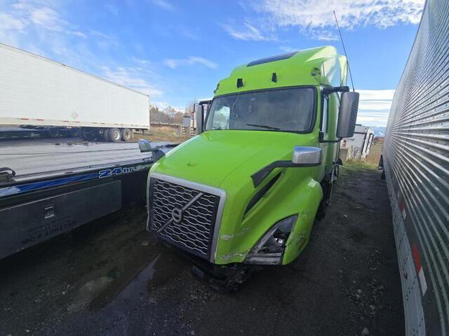 2020 Volvo VNL T/A Sleeper Truck Tractor