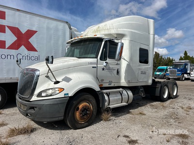 2013 International Prostar+ 122 6x4 Cabeza Tractora Cabina Dormitorio (Inoperable)