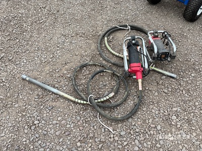 Quantity of (2) Mustang CV3500 Betonrüttler