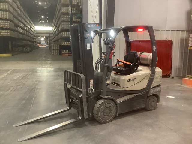 2020 Crown 1000-50 4775 lb Cushion Tire Forklift 2020 Crown 1000-50 4775 lb Cushion Tire Forklift