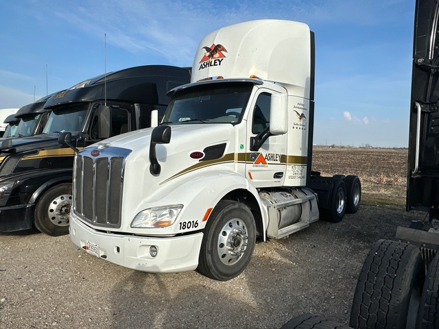 2019 Peterbilt 579 6x4 T/A Day Cab Truck Tractor