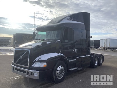 2017 Volvo Sleeper 6x4 T/A Sleeper Truck Tractor