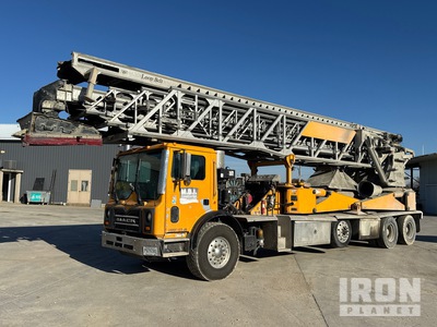 Loop Belt LB-3T4-20 105 ft on 2012 Mack MRU613 8x4 Concrete Pump Truck