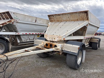 2014 ACE T/A Turntable Pup strooi aanhangwagen