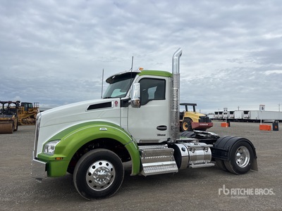 2025 Kenworth T880 4x2 Cabeza Tractora Cabina Corta