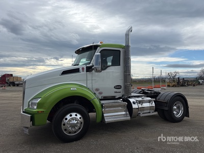 2025 Kenworth T880 4x2 S/A Day Cab Truck Tractor