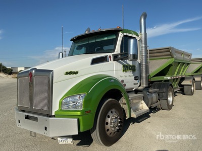 2025 Kenworth T880 4x2 S/A Day Cab Truck Tractor