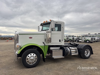 2015 Peterbilt 389 4x2 S/A Day Cab Truck Tractor