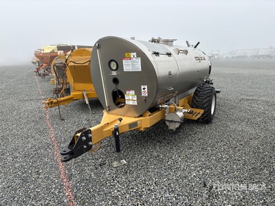 FMW Sprayers Inox600G S/A 600 gal Pull-Type Sprayer