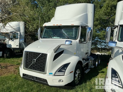 2020 Volvo VNR 6x4 T/A Day Cab Truck Tractor
