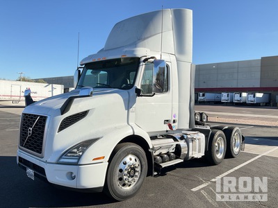 2020 Volvo VNR 6x4 Sleeper Prime Mover