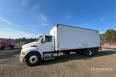 2005 Sterling Acterra 4x2 Camion fourgon