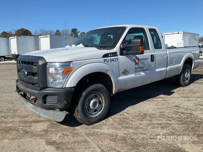 2013 Ford F-250 4x4 Extended Cab Pickup