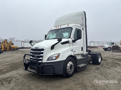 2022 Freightliner Cascadia 116 4x2 S/A Day Cab Truck Tractor