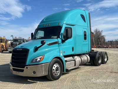 2021 Freightliner Cascadia 126 6x4 T/A Sleeper Truck Tractor