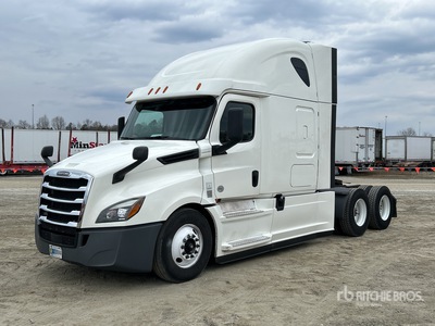 2020 Freightliner Cascadia 126 6x4 T/A Sleeper Truck Tractor