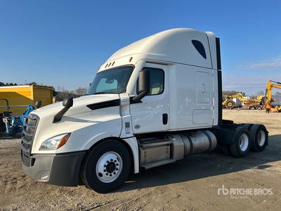 2020 Freightliner Cascadia 126 6x4 T/A Sleeper Truck Tractor