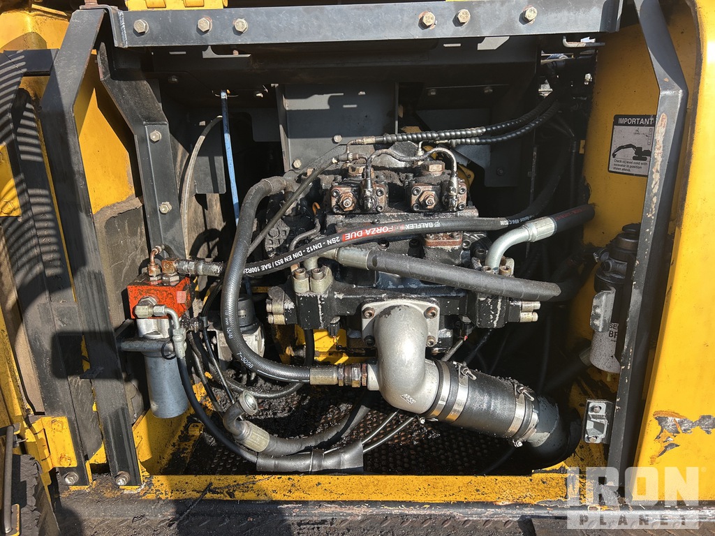 Hydraulics - Log Loader with Pumps (Hydraulics)