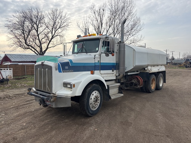 1987 Kenworth T800 6x4 Water Truck 1987 Kenworth T800 6x4 Water Truck