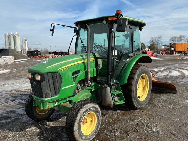 2013 John Deere 5075M 2WD Utility Tractor