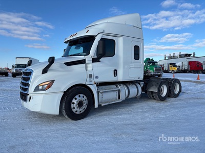 2021 Freightliner Cascadia 126 6x4 T/A Sleeper Truck Tractor