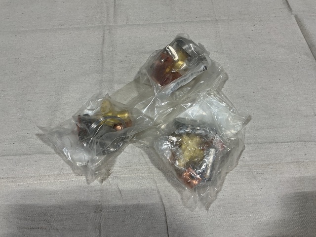 (123) General Dynamics 13030001 Emission Air Valves