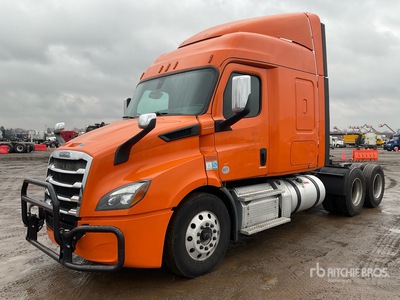 2019 Freightliner Cascadia 116 6x4 T/A Sleeper Truck Tractor