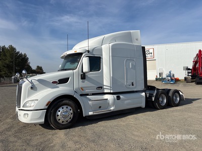 2018 Peterbilt 579 6x4 Sleeper Prime Mover