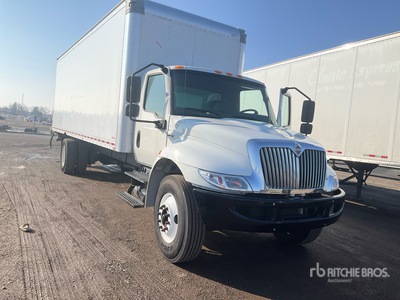 2020 International MV607 Furgoneta caja cerrada