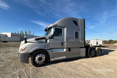 2019 Freightliner Cascadia 126 6x4 T/A Sleeper Truck Tractor