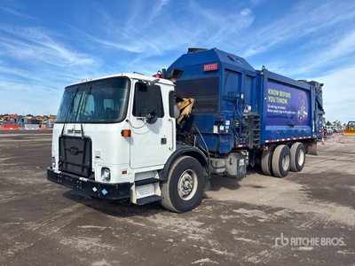 2019 Autocar Xpeditor 6x4 Side Loader Ciężarówka do zbiórki odpadów