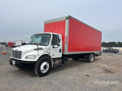 2019 Freightliner M2106 4x2 شاحنة فان