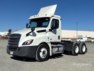 2018 Freightliner Cascadia 126 6x4 T/A Day Cab Truck Tractor