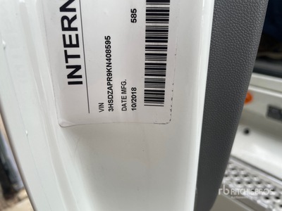 2019 International LT625 6x4 T/A Sleeper Truck Tractor