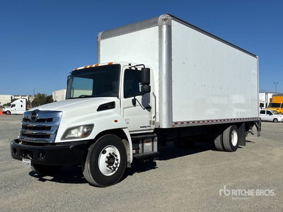 2019 Hino 268 4x2 Van Truck