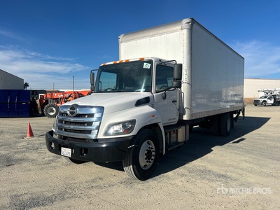 2019 Hino 268 4x2 Van Truck