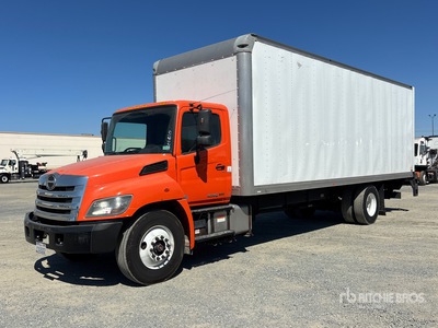 2018 Hino 268 4x2 Autocarro furgonato