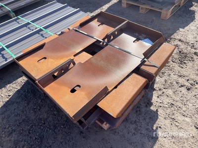Quantity of (10) 2025 Kit Containers QT-F-BLANK Skid Steer Attachment Mounting Plate (Unused)