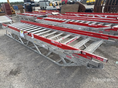 20 ft Staircase ورش و مخازن متنوعة