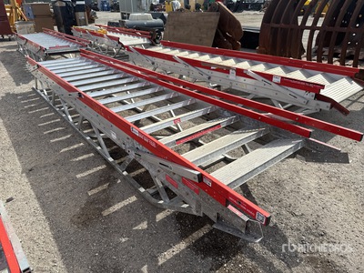 20 ft Staircase ورش و مخازن متنوعة