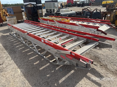 20 ft Staircase ورش و مخازن متنوعة