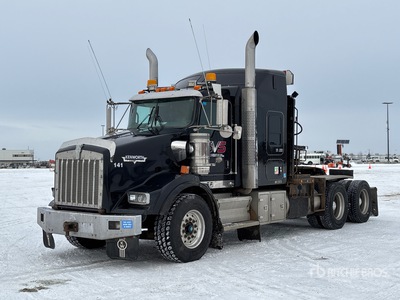 2015 Kenworth T800 6x4 Sleeper Winch Truck