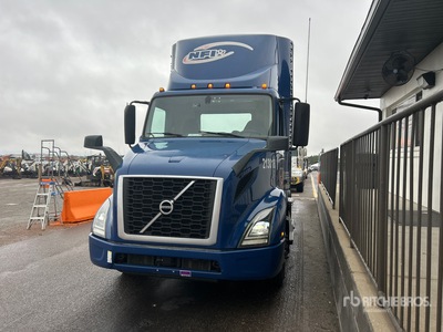 2021 Volvo VNR300 T/A Day Cab Truck Tractor